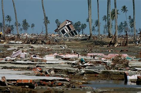 De 2004 Tsunami; een rampzalig gevolg van aardverschuivingen en de onvoorbereidheid van kustgebieden