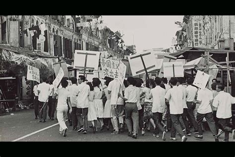 De Oluwole Riots van 1945: Een Ontploffing van Sociale Onrust en een Verwoesting van Koloniale Autoriteit