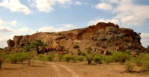 De Verwoestingen van Mapungubwe : Een Archeologische Reis Door een Verdwenen Koninkrijk