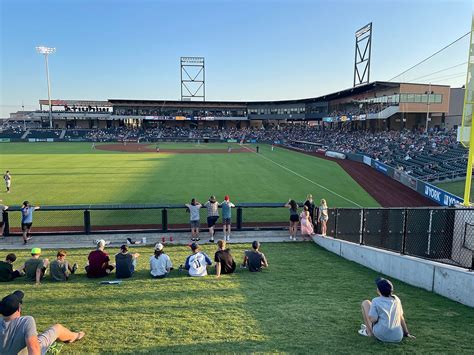 kbo 개막전, 그리고 봄바람이 불어오는 야구장의 향수