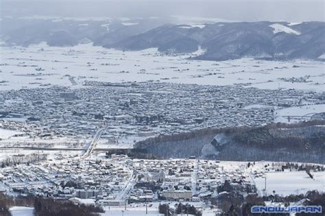 天気 上富良野町 雲の隙間から見える未来